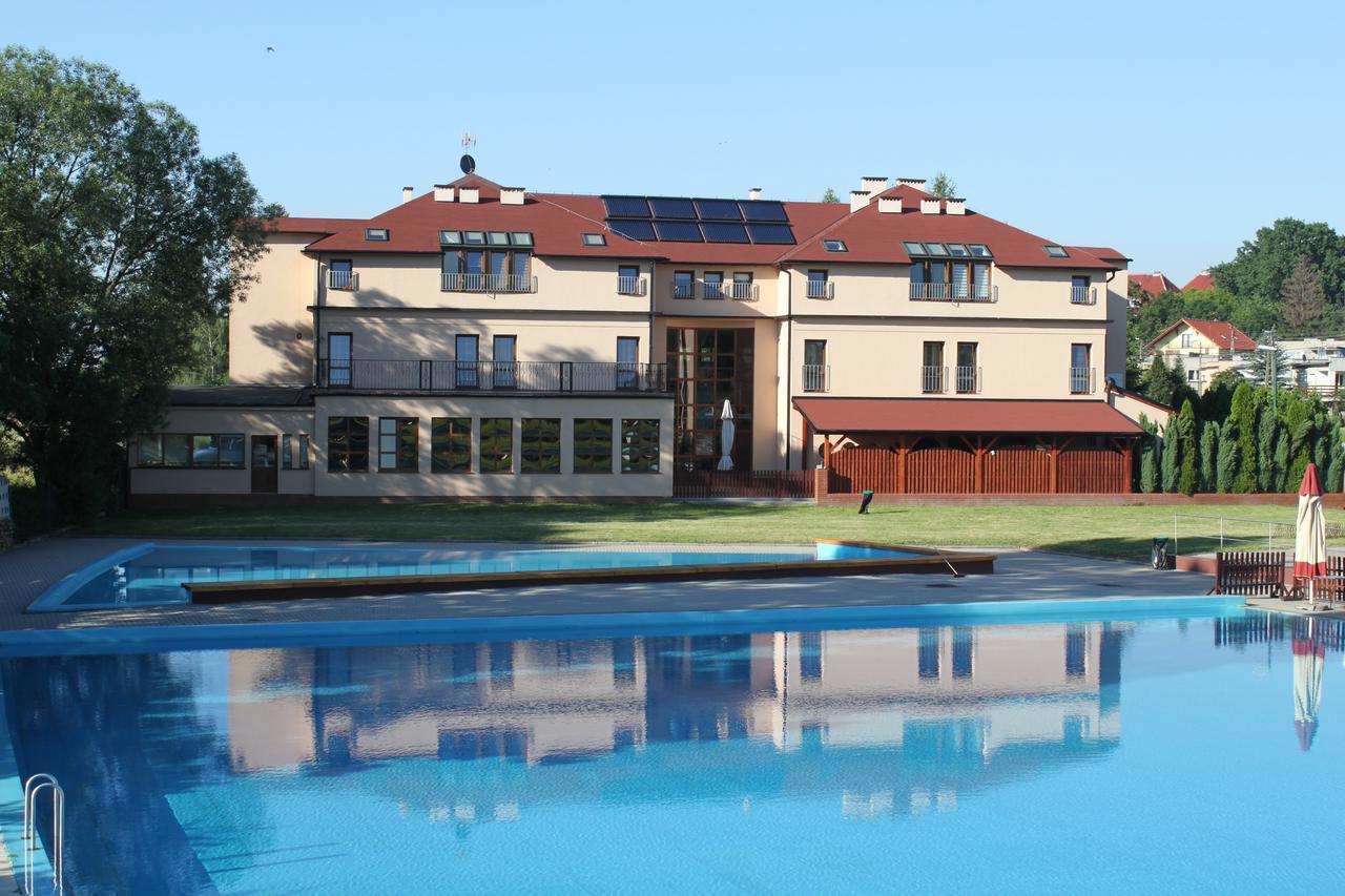 Hotel Oaza Prudnik Exterior foto
